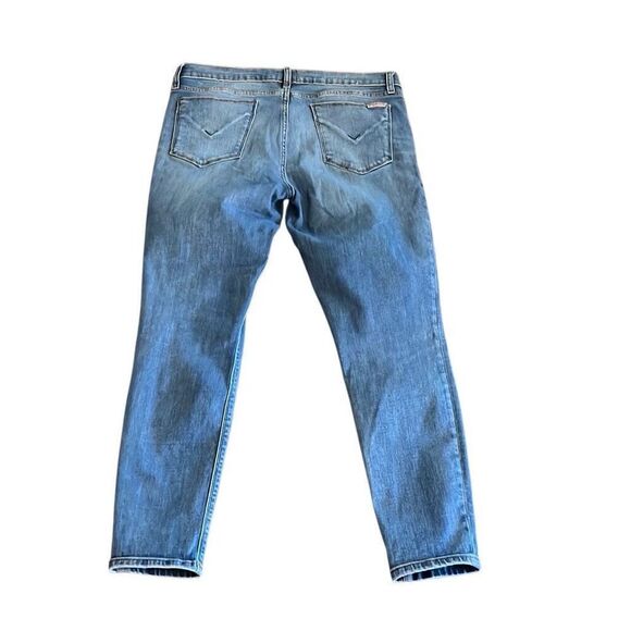 Hudson Krista super skinny jeans size 31. Well loved. - Picture 2 of 4